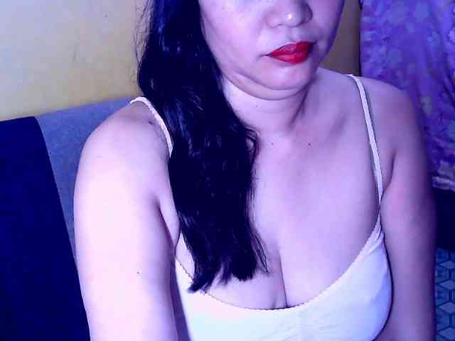 SweetMonlight webcam