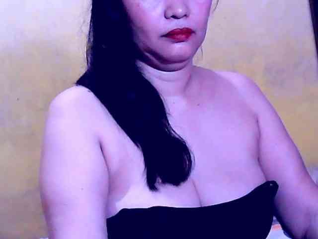 SweetMonlight webcam