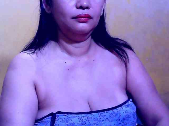 SweetMonlight webcam