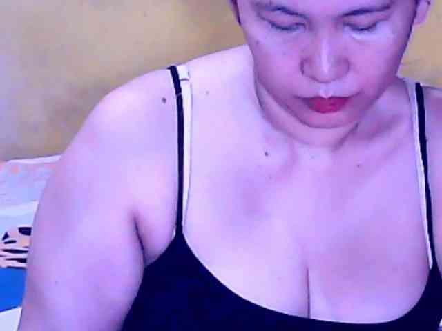 SweetMonlight webcam