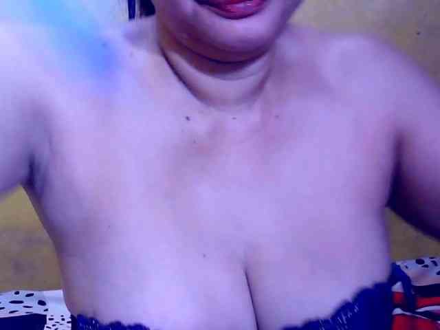 SweetMonlight webcam