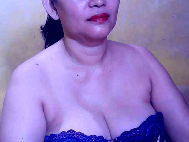 SweetMonlight webcam