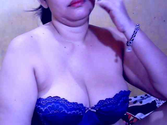 SweetMonlight webcam