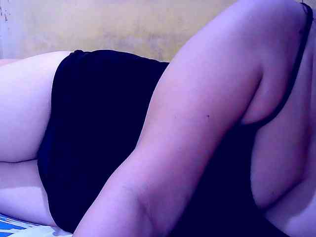 Carmela4u webcam