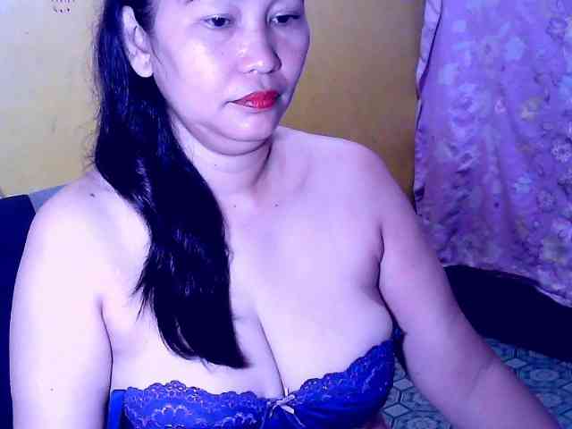 SweetMonlight webcam