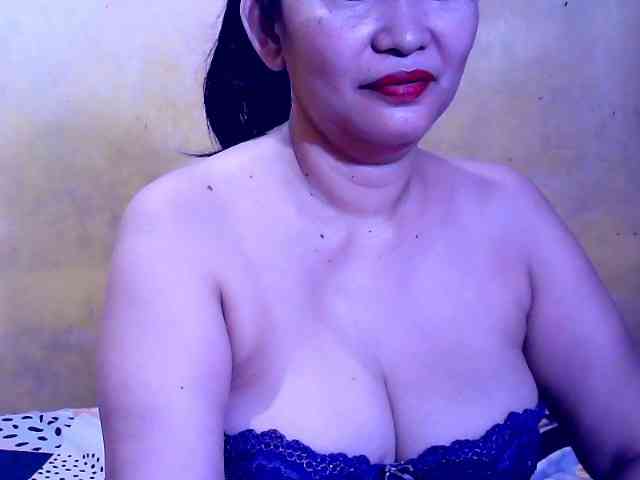 SweetMonlight webcam