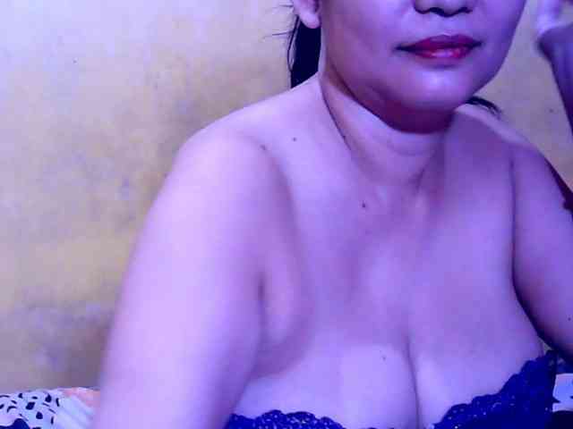 SweetMonlight webcam