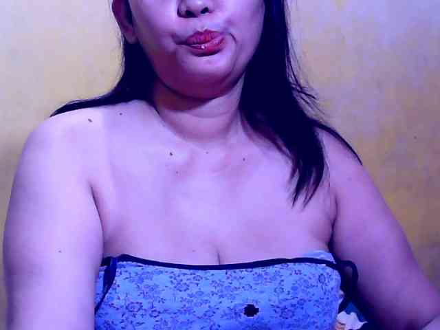 SweetMonlight webcam