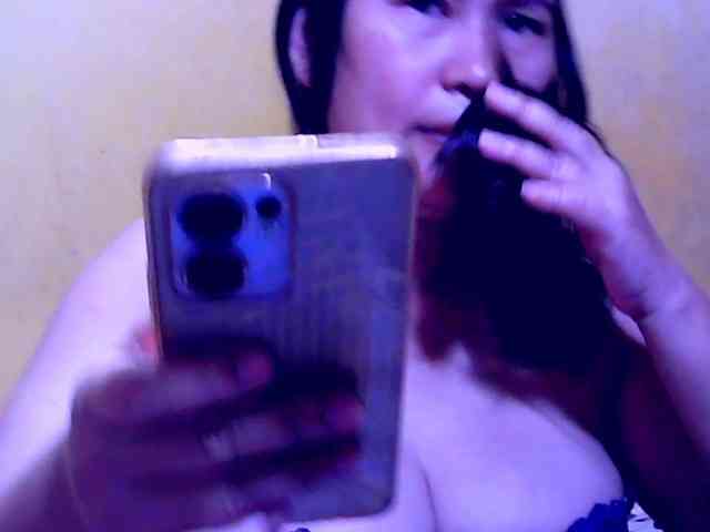 SweetMonlight webcam