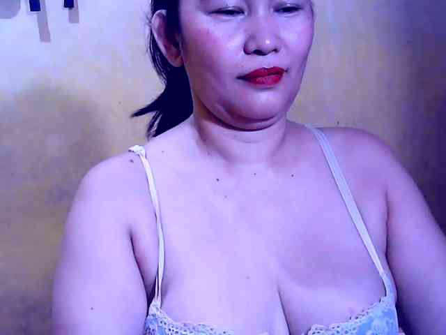 SweetMonlight webcam