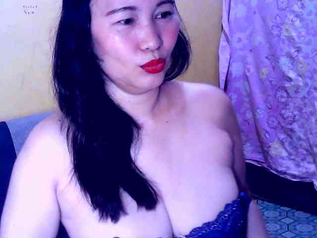 Carmela4u webcam