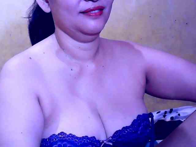 SweetMonlight webcam