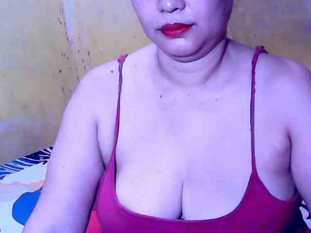 SweetMonlight webcam