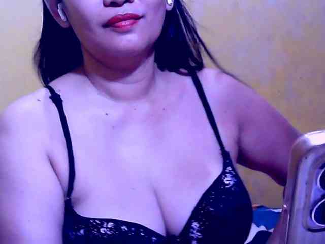 SweetMonlight webcam