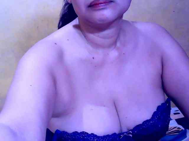 SweetMonlight webcam