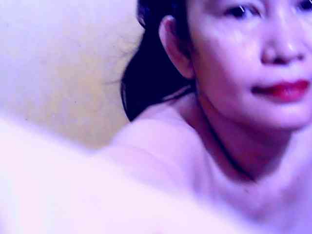 SweetMonlight webcam