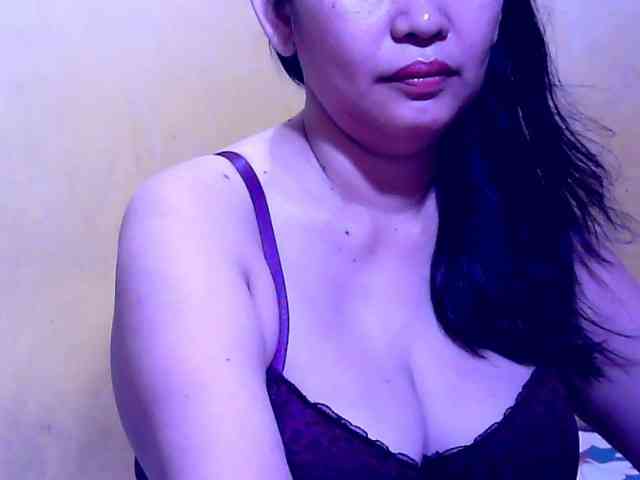 SweetMonlight webcam