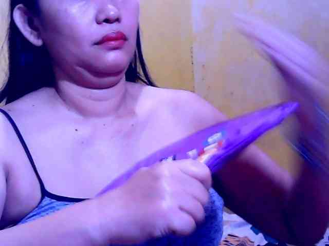 SweetMonlight webcam