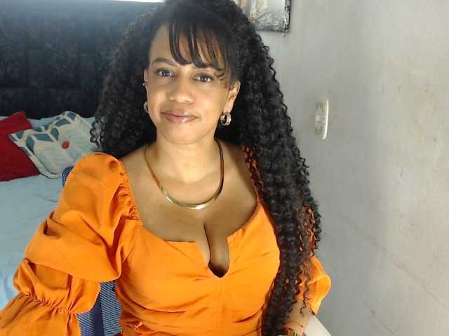 karlie-hot webcam bongacams model stream image