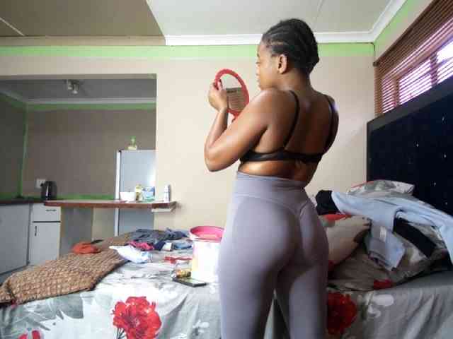 roxybabe0501 webcam