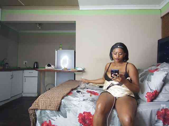 roxybabe0501 webcam