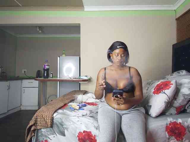 roxybabe0501 webcam