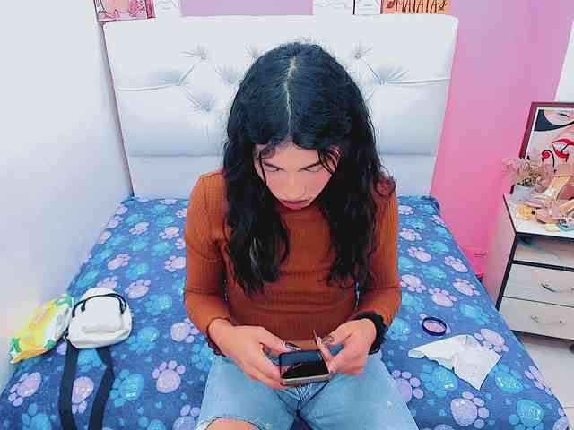 antonelababy Live Webcam on BongaCams