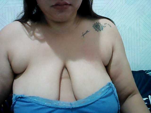 jackielyn24's BongaCams show and profile