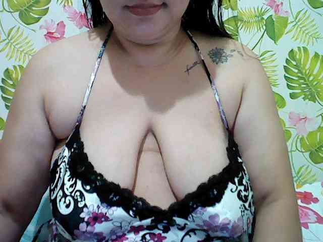 jackielyn24 webcam