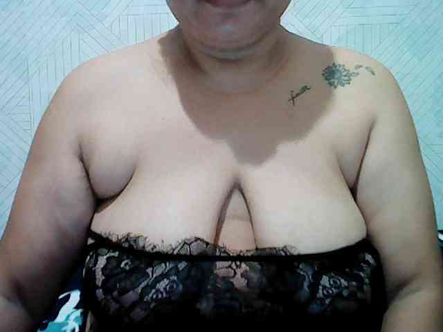 jackielyn24 webcam