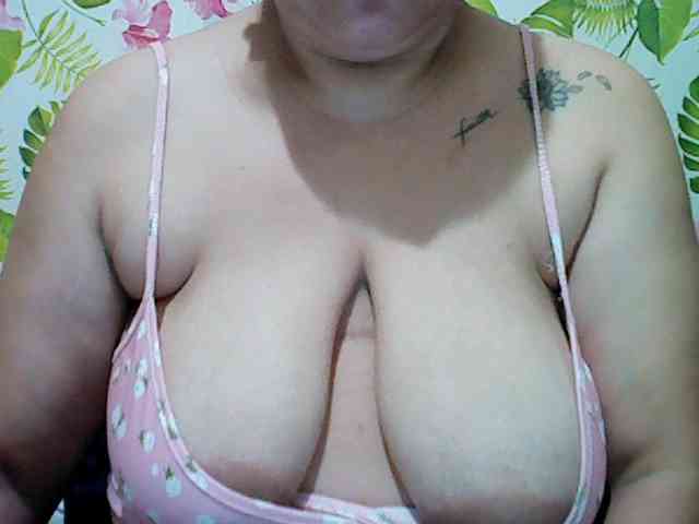 jackielyn24 webcam