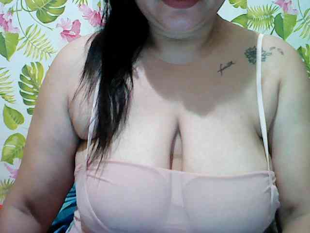 jackielyn24 webcam