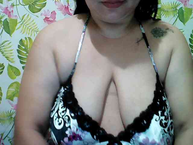 jackielyn24 webcam