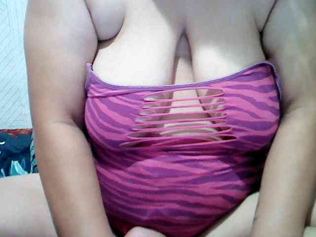 jackielyn24 webcam