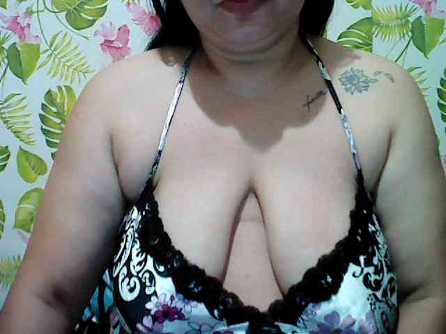jackielyn24 webcam