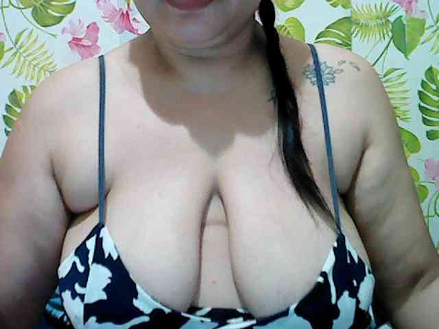 jackielyn24 webcam