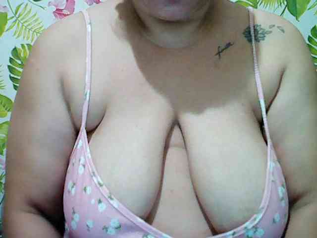 jackielyn24 webcam