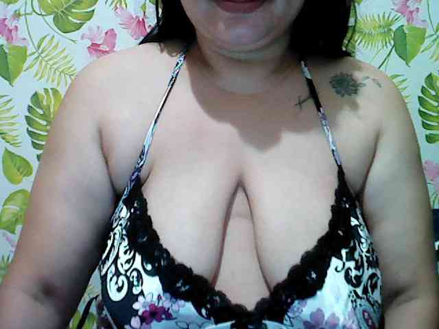 jackielyn24 webcam