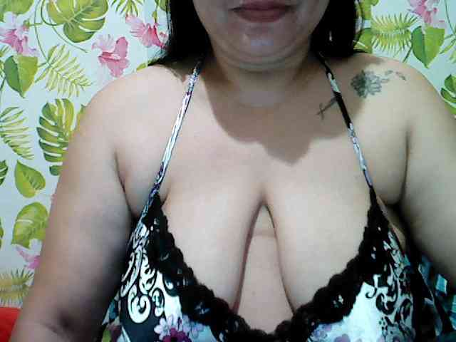 jackielyn24 webcam