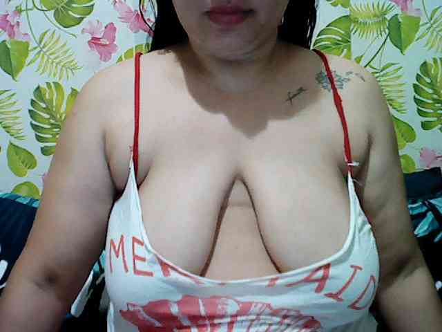 jackielyn24 webcam