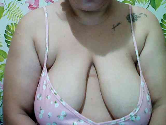 jackielyn24 webcam