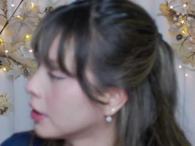 Sex chat gratuit in direct cu ronnielotch pe BongaCams