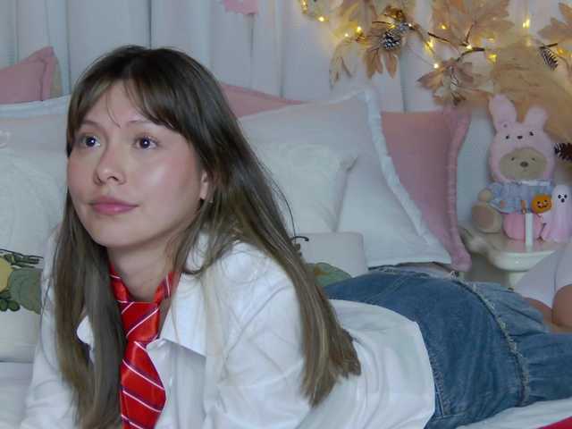 ronnielotch webcam bongacams model stream image