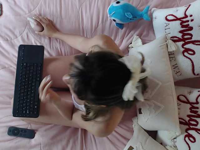 ronnielotch's BongaCams show and profile