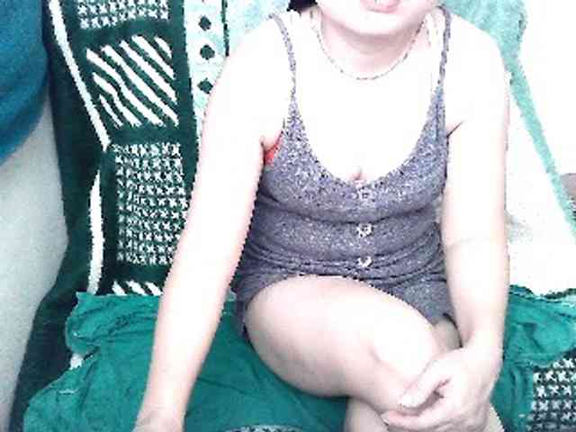 GrrrHottt18 webcam