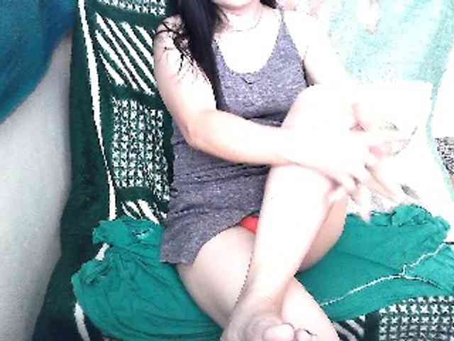 GrrrHottt18 webcam