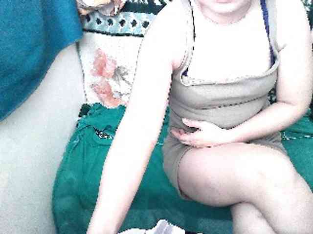 GrrrHottt18 webcam