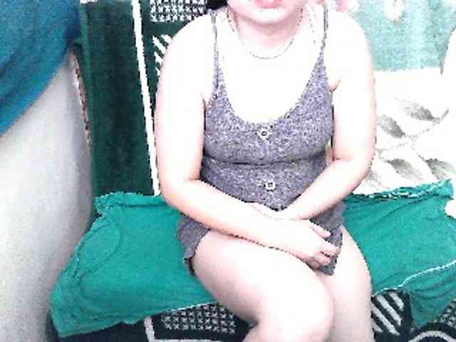 GrrrHottt18 webcam