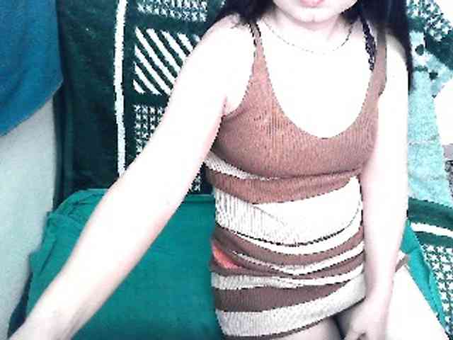 GrrrHottt18 webcam