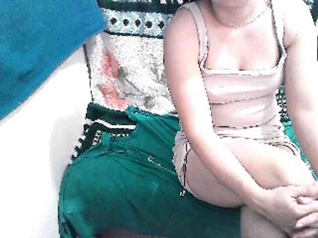 GrrrHottt18 webcam